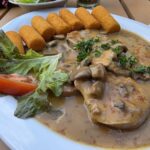 Essen wie Gott in Franken: Schweinelendchen und das Pfannenschnitzel zum Bock in Uehlfeld