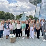 „Sie haben sich unverzichtbar gemacht“: Schwimmhelferprogramm des Landkreises hat sich zu Erfolgsmodell entwickelt