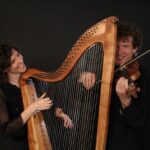 „John, come kiss me now!“: Ein romantischer Abend voller Tradition, Emotionen und Unterhaltung