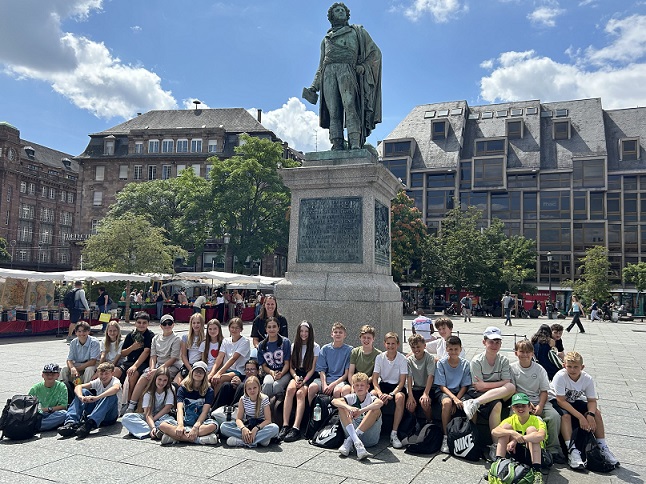 Straßburgfahrt der 6. Klassen des Humboldt-Gymnasiums: Zwei unvergessliche Tage voller Entdeckungen und Europa-Gefühl