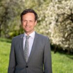 Auf in die dritte Amtszeit: 100 Prozent Zustimmung für Landrat Florian Töpper bei der Nominierungskonferenz in Sennfeld