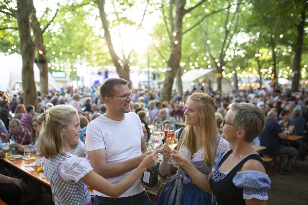 Das 75. Fränkische Weinfest Volkach findet vom 15. bis 19. August 2025 statt
