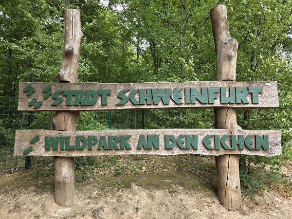 Spitze Zungen: Der Wildpark als Laufsteg der Bedeutungslosen oder: Warum in Wahrheit die Menschen angeschaut werden wollen
