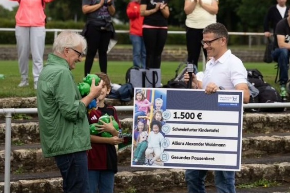 Fußball, Freude und viel Herz: Benefizturnier zugunsten der Schweinfurter Kindertafel