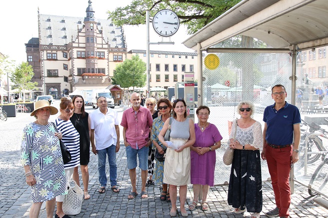 Kaum noch Busse am Marktplatz: „Eigentlich wollten wir die Innenstadt ja ´beleben´ und nicht ´entleben´!“
