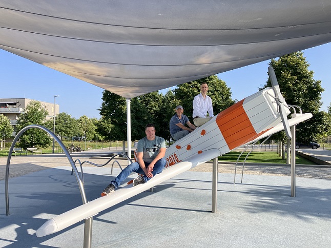 Das zur Landesgartenschau 2018 errichtete und sehr beliebte Spielflugzeug im Hubland hebt wieder ab