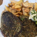 Essen wie Gott in Franken: Die legendären Kräutersteaks in der Linde in Ottendorf