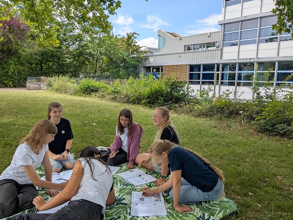 Lernen im Grünen: Das Humboldt-Gymnasium und seine neuen Möglichkeiten für Unterricht im Freien