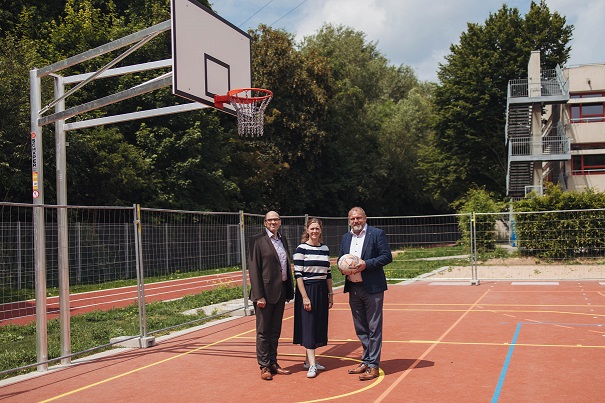 Sanierung ist nun abgeschlossen: Wolffskeel-Schule mit neuem Sportgelände