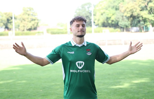 Nur Nico Grimbs trifft beim 1:6 der Schnüdel-„Reservisten“ gegen prominent besetzte Darmstädter