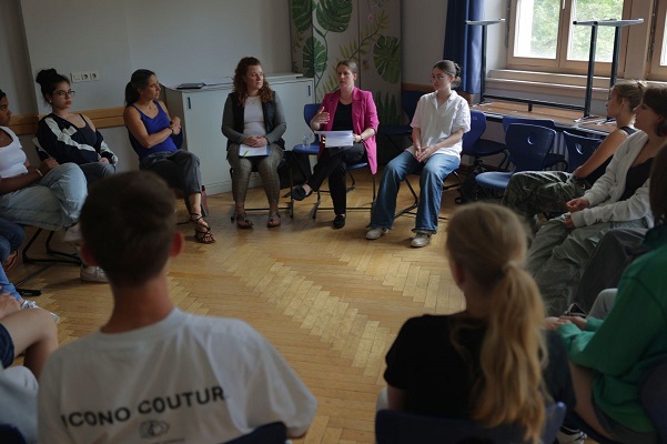 Missbrauch vorbeugen und Täterstrategien entlarven: Workshop des Bistums Würzburg am Würzburger Röntgen-Gymnasium