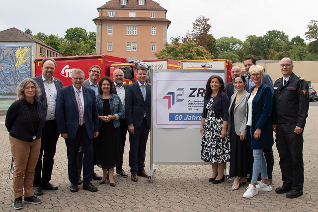 Doppeltes Jubiläum in der Notfallversorgung: 50 Jahre Rettungszweckverband und 15 Jahre Integrierte Leitstelle