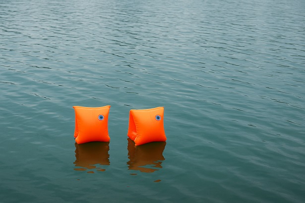 Tragisch: Auch das jüngere der beiden Mädchen ist nach dem Unfall im Baggersee verstorben – und noch ein Badetoter