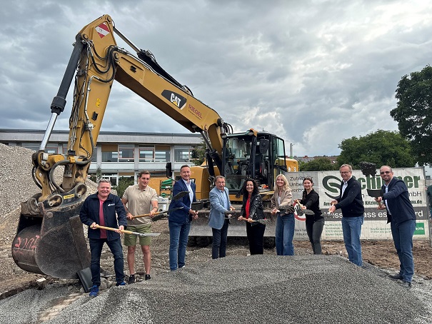 Spatenstich für den Neubau der Friedrich-Rückert-Grundschule Stadtlauringen