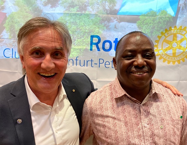 Schweinfurter Rotary Club unterstützt Missionsarbeit in Tansania