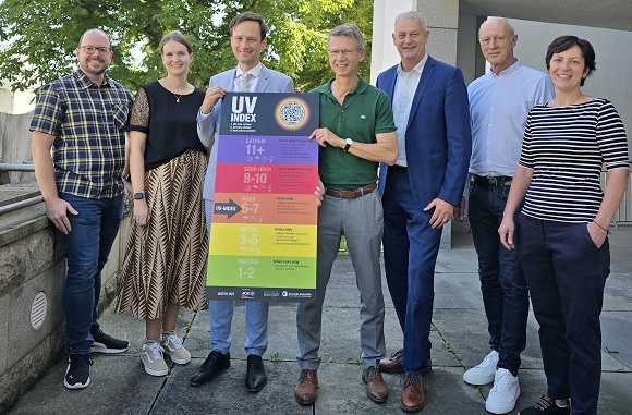 Gefahr durch Hitze rechtzeitig erkennen: UV-Index-Tafeln ab sofort für Stadt und Landkreis Schweinfurt