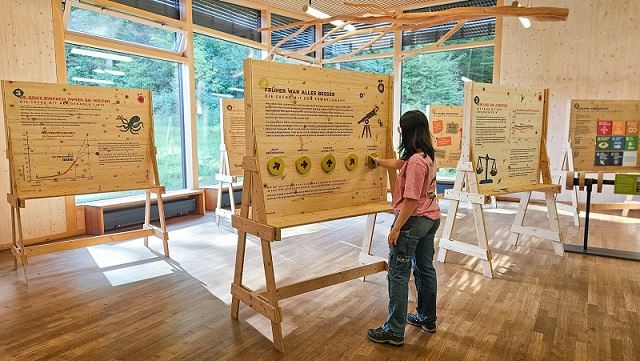 Neue Wanderausstellung im Steigerwald-Zentrum: #NoFilter – Die Welt ist besser als wir glauben