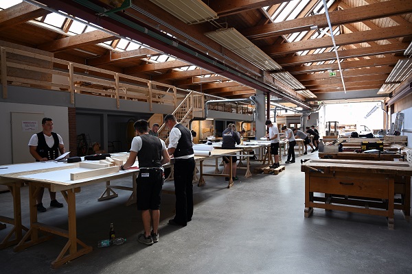 Inbetriebnahme nach Umbau: Moderne Werkstatt für die Zimmerer-Ausbildung