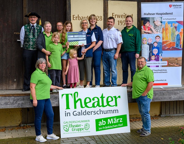 Theatergruppe Geldersheim spendet 1.500 Euro für den Herzenswunsch-Krankenwagen