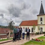 Erfolgreiche Umgestaltung und Erweiterung um 20 Urnenerdgräber: Der Friedhof in Zimmern ist fertiggestellt