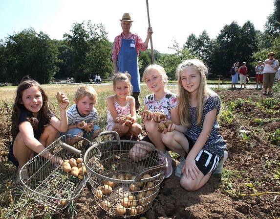 Mit Volldampf: Auf geht´s zum HerbstFest im Fränkischen Freilandmuseum Fladungen