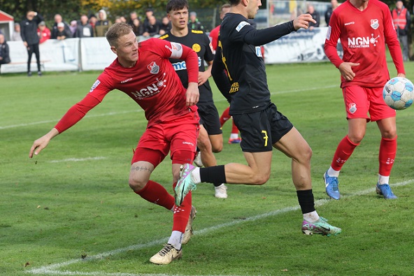 Trotz Unterzahl und Rückstand kehrt Aubstadt in Buchbach zurück in die Erfolgsspur