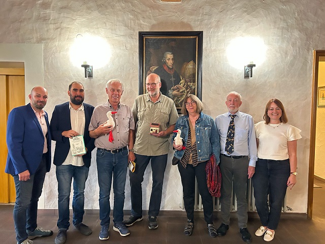 Gemeinsames Partnertreffen im Rathaus: vhs Volkach bereitet den Tag des offenen Denkmals 2025 vor