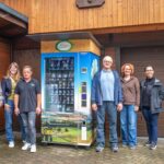 Am Thüringer Rhönhaus gibt es den Rhöner Biosphären-Premium-Schinken nun rund um die Uhr aus dem Automaten