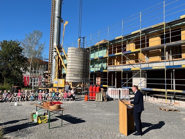 Richtfest in Etwashausen: Viele gute Wünsche für den Kindergartenneubau