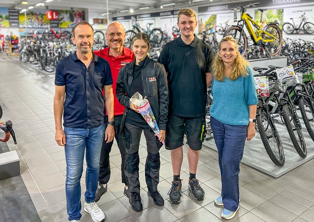 30 Jahre Erfolg und frischer Wind: Achim Bischof und Laura Albert bei Radmarkt Schauer!