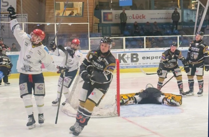 Shutout für Benny Roßberg: Die Mighty Dogs überrollen auswärts Amberg