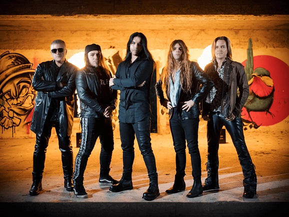 One Step Closer, Bonfire und The New Roses: Sie bringen die Bühne im Vamos in Hallstadt zum Beben