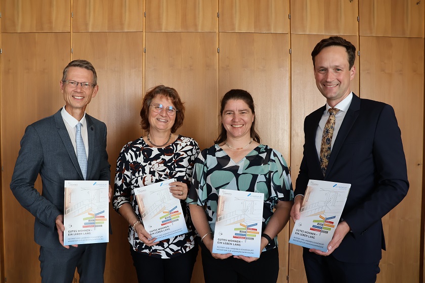 Neue Broschüre „Gutes Wohnen – ein Leben lang“ von Stadt und Landkreis Schweinfurt ist ab sofort erhältlich