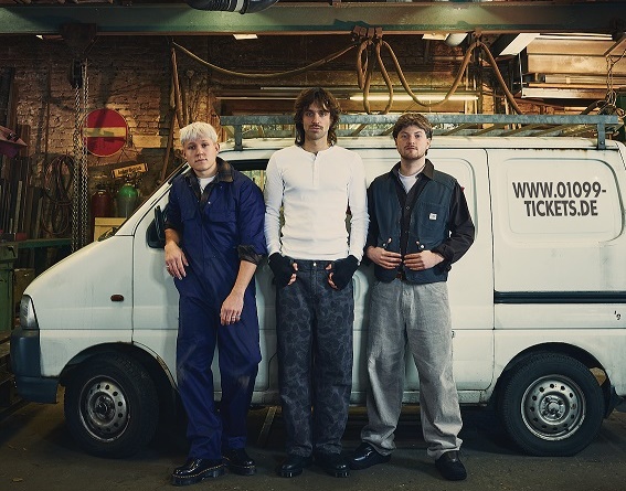 01099 sind mit dem neuen Album „orange“ die Nummer 1 der Charts – und sie kommen nach Würzburg