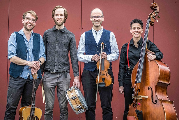 Zehn Jahre 10Saitig: Jubiläumskonzerte mit Band im Chambinzky in Würzburg und im Bücher Pavillon Bad Bocklet