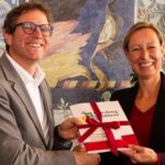 Würzburg entwickelt und überreicht 2. Kommunalen Aktionsplan Inklusion mit klarem Handlungsauftrag