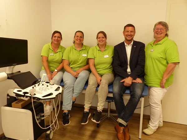 Neue Haus- und Kinderarztpraxis wurde mitten im Ort in Grettstadt eröffnet