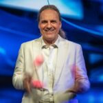 Happy Birthday: Der Varietéfestival-Macher Dirk Denzer wird runde 60 Jahre alt!