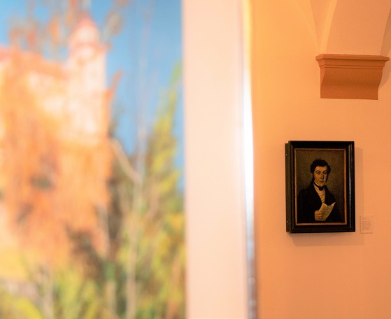 „El Cuentacuentos – der Geschichtenerzähler“: Ausstellung von Álvaro Fernández Sáez im Oberen Foyer des Rathauses eröffnet