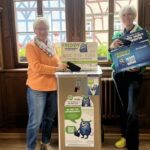 „Handyaktion Bayern“ in Lohr: Sammelstelle für ausrangierte Handys und Tablets in der Stadtbibliothek