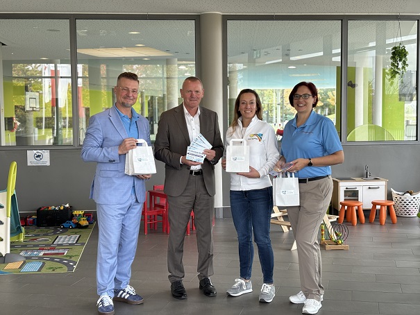 Das M2 – Bad am Maradies unterstützt die Aktion Regenbogen und bietet dank Barrierefreiheit Erholung ohne Grenzen