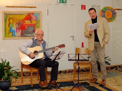 Musiksalon mit Sektempfang: Heiterer Abend mit einigen Überraschungen