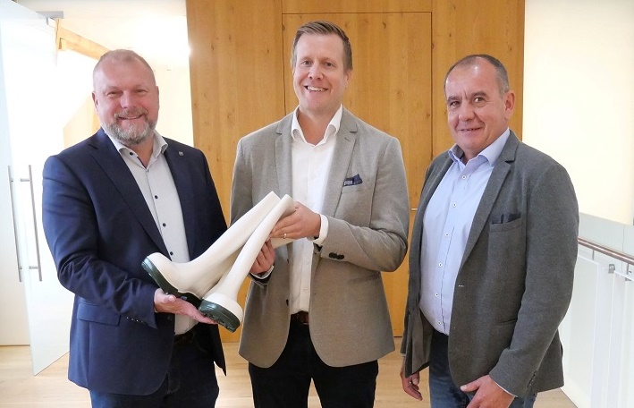 Jurist mit Weitblick: Landrat Thomas Eberth verabschiedet Geschäftsbereichsleiter Tobias Barth