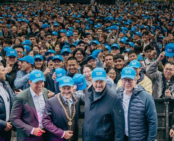 „Bayern ist der beste Campus Deutschlands“: Hochschulen und Universitäten im Freistaat starten mit über 405.000 Studierenden ins Wintersemester 2025/2026