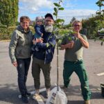 Der Landkreis Haßberge hat bereits mehr als 1400 Obstbäume an Kinder verschenkt, die in den Haßberg-Kliniken geboren wurden