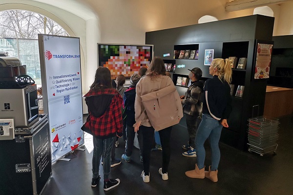 Innovationsnetzwerk blickt auf drei Jahre Netzwerkarbeit zurück: transform.RMF lädt zum zweiten Transformationsdialog nach Kitzingen ein