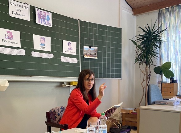 „Die Isar-Detektive: Verfolgungsjagd über der Isar“: Lesestunde an Grundschulen mit MdL Barbara Becker zu gewinnen