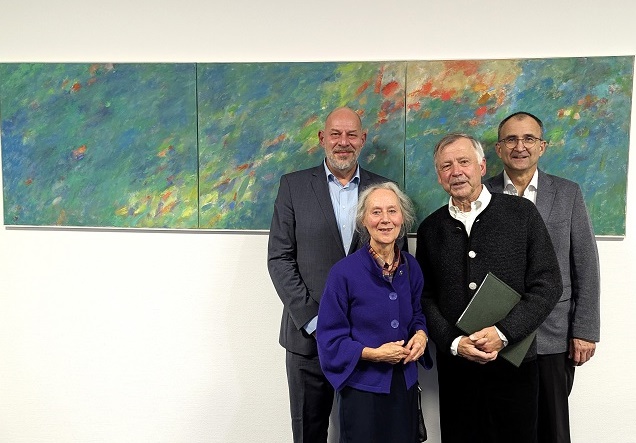 Der Förderverein des Leopoldina-Krankenhauses erhält ein Kunstwerk der plener stiftung