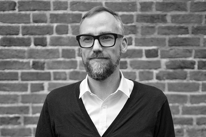 Hörerlebnis: Dr. Björn Johannsen präsentiert am 13. November das Werk „Éclairs sur l’Au-Delà“ in der Stadtbibliothek