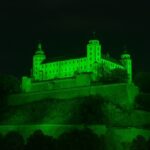 Auch Würzburg ist dabei und zeigt am Sonntag eine grüne Festung als Zeichen gegen die Todesstrafe